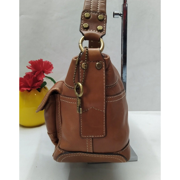 Fossil Brown Leather Front Pockets Zipper Closure Hobo Shoulder Bag - Picture 4 of 16